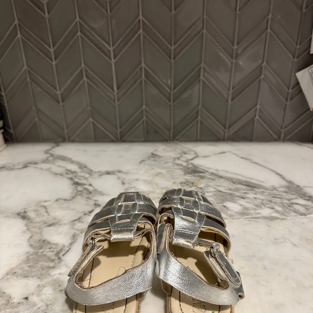 $23‎ ADD ON zara! Silver salt water sandals espadrille bottom (25 european)